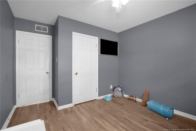 3855 Sturbridge Drive, Hope Mills, NC 28348