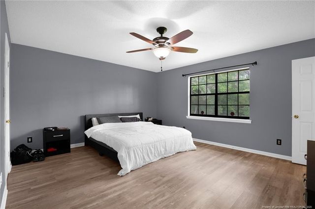 3855 Sturbridge Drive, Hope Mills, NC 28348