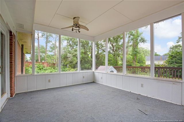 3855 Sturbridge Drive, Hope Mills, NC 28348