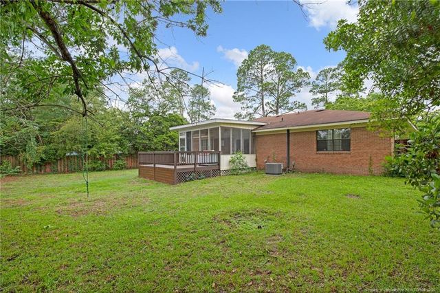 3855 Sturbridge Drive, Hope Mills, NC 28348