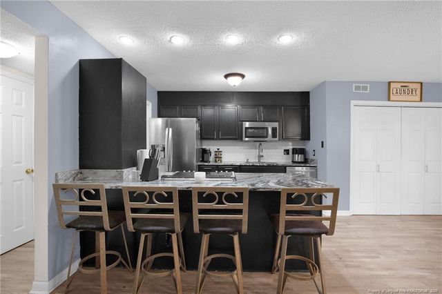 3855 Sturbridge Drive, Hope Mills, NC 28348