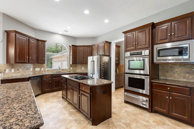 5410 Pine Wood Meadows Lane, Spring, TX 77386