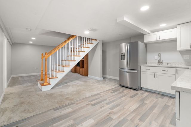5 Pebble Place, Stoneham, MA 02180