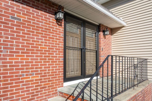 5 Pebble Place, Stoneham, MA 02180