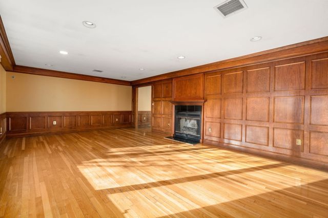 5 Pebble Place, Stoneham, MA 02180