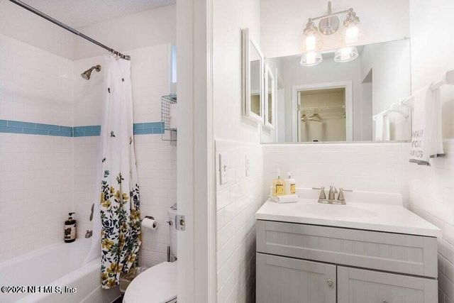 1318 EASTWIND Drive, Jacksonville Beach, FL 32250