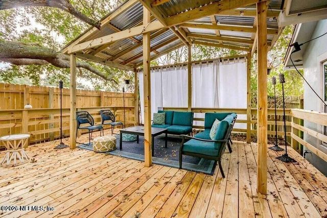 1318 EASTWIND Drive, Jacksonville Beach, FL 32250