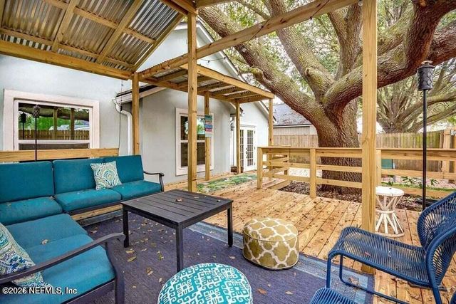 1318 EASTWIND Drive, Jacksonville Beach, FL 32250