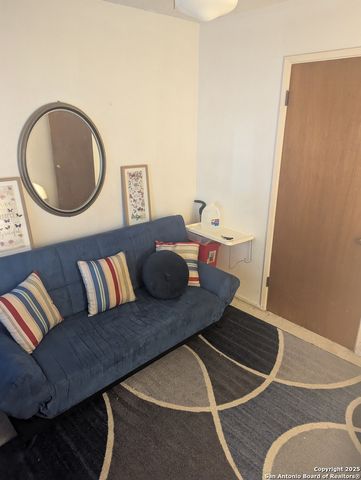 359 Kate Schenck, San Antonio, TX 78223