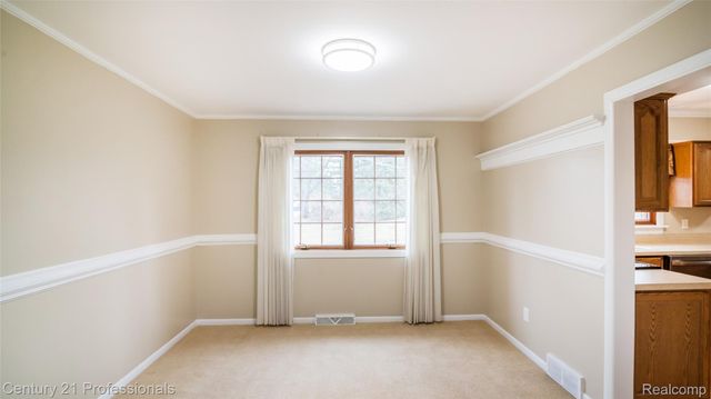 21824 RATHLONE Drive S, Novi, MI 48167