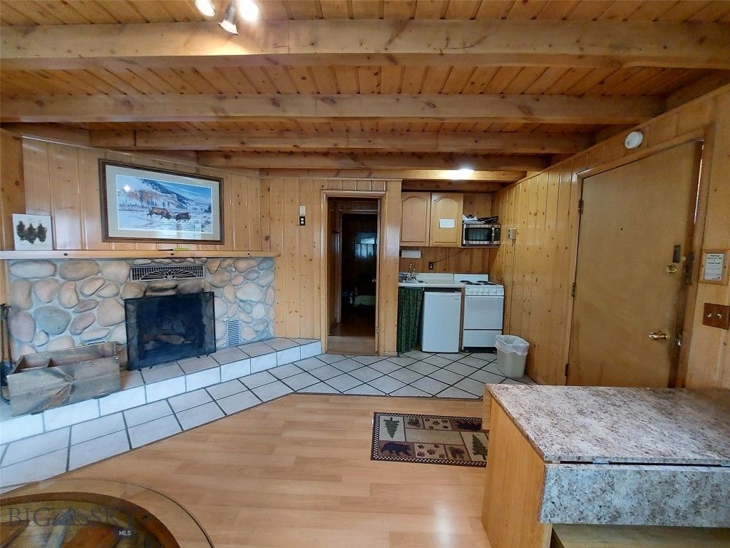 601 Highway Avenue, West Yellowstone, MT 59758 photo 15