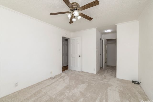 94-1139 Mopua Loop J5, Waipahu, HI 96797
