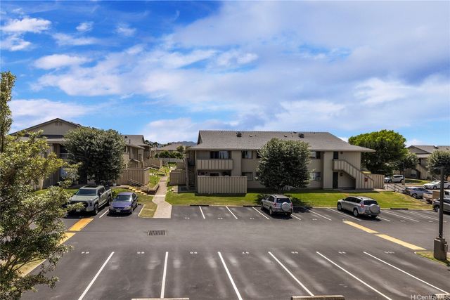 94-1139 Mopua Loop J5, Waipahu, HI 96797