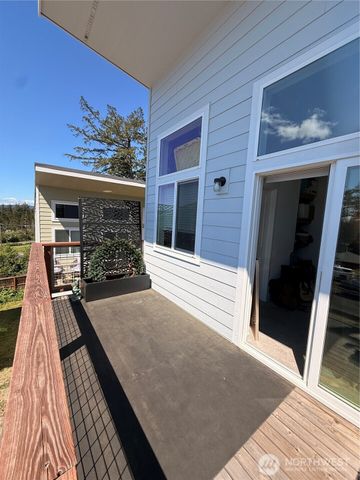 618 Finnegan Way, Friday Harbor, WA 98250