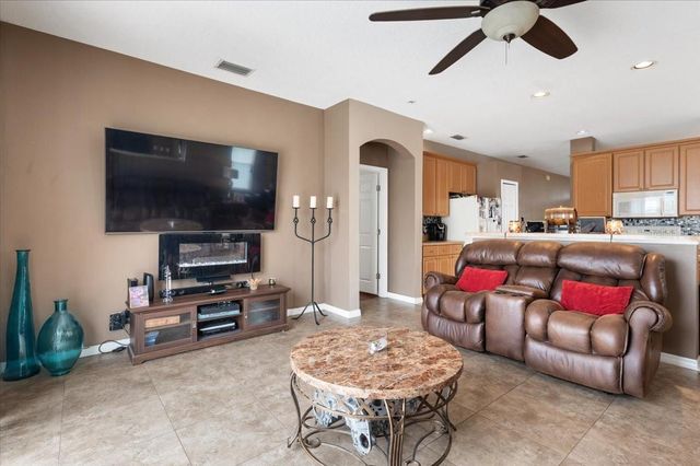 5742 48TH STREET CIRCLE E, Bradenton, FL 34203