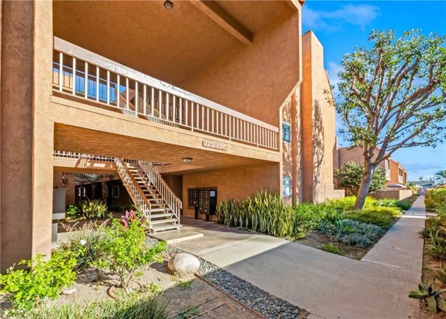 6600 Warner Avenue 151, Huntington Beach, CA 92647