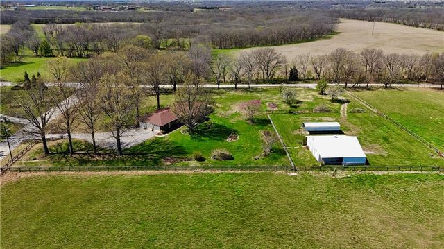 5460 W 175th Street, Stilwell, KS 66608