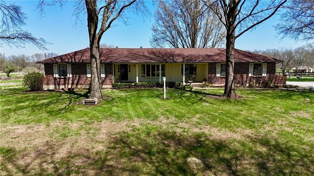 5460 W 175th Street, Stilwell, KS 66608