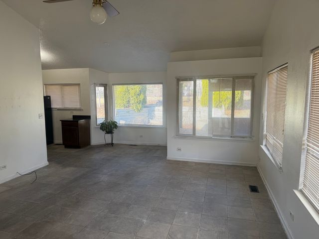 1009 PHEASANT RUN Lane, Aurora, IL 60504