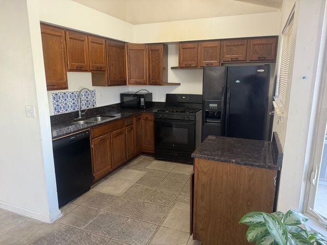 1009 PHEASANT RUN Lane, Aurora, IL 60504