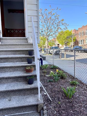 1921 Edison Avenue, Bronx, NY 10461