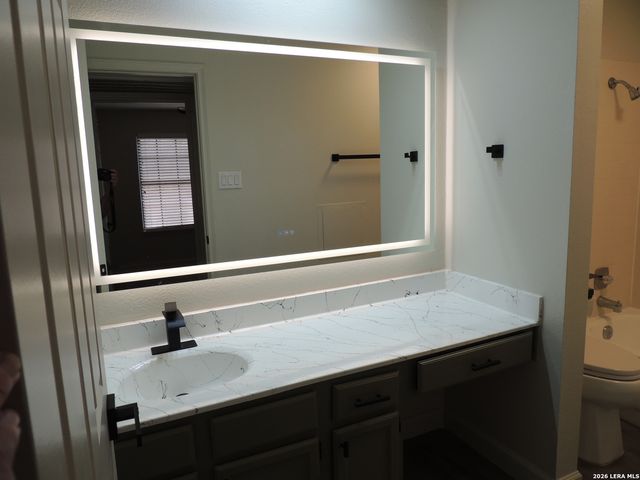 4212 Medical Dr Unit 202, San Antonio, TX 78229