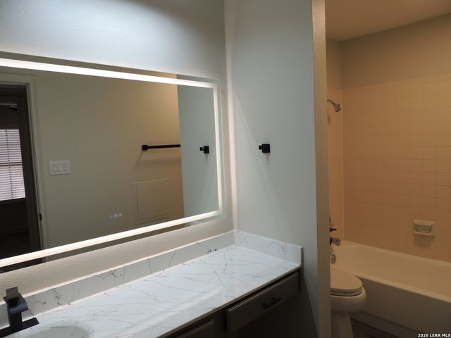 4212 Medical Dr Unit 202, San Antonio, TX 78229