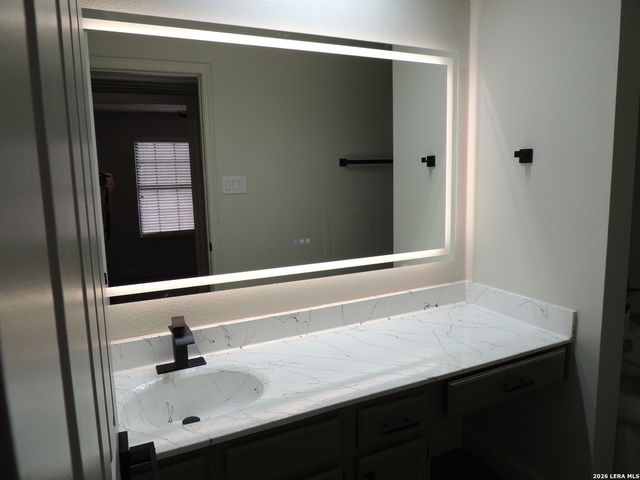 4212 Medical Dr Unit 202, San Antonio, TX 78229