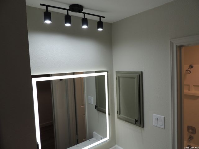 4212 Medical Dr Unit 202, San Antonio, TX 78229