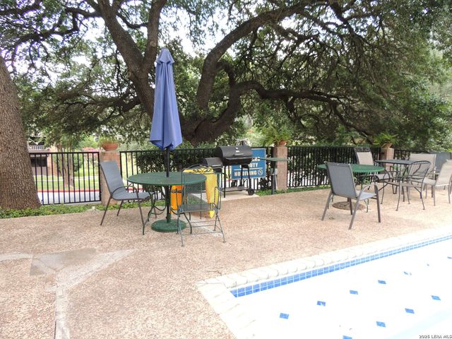 4212 Medical Dr Unit 202, San Antonio, TX 78229