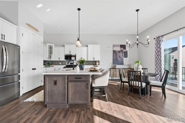 502 Beneficial Way, St Charles, MO 63304