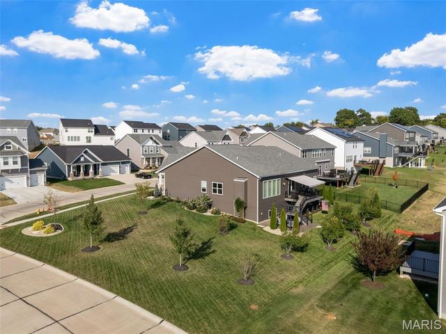 502 Beneficial Way, St Charles, MO 63304