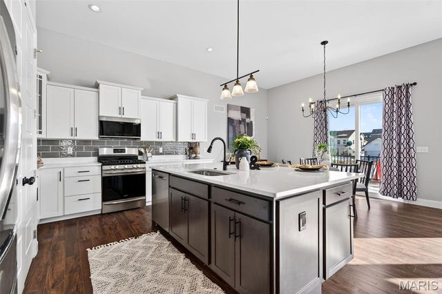 502 Beneficial Way, St Charles, MO 63304