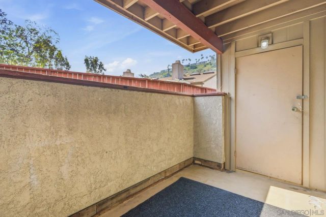 5513 Adobe Falls Rd 5, San Diego, CA 92120