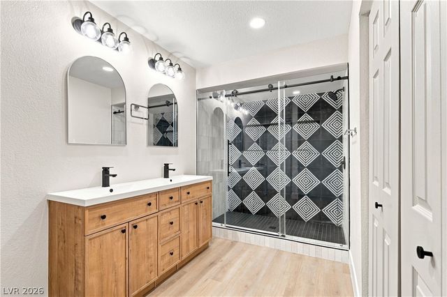 1828 Canterbury Drive, Las Vegas, NV 89119