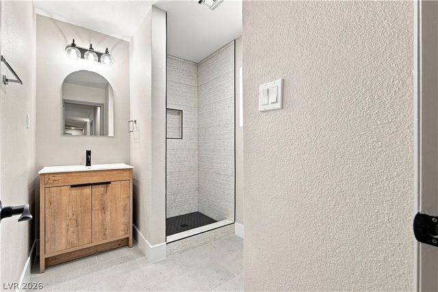 1828 Canterbury Drive, Las Vegas, NV 89119