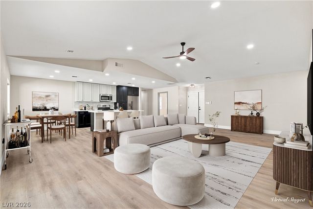 1828 Canterbury Drive, Las Vegas, NV 89119