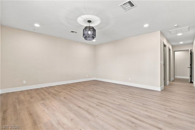 1828 Canterbury Drive, Las Vegas, NV 89119
