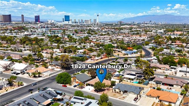 1828 Canterbury Drive, Las Vegas, NV 89119