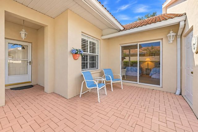 1273 BERKSHIRE CIRCLE, Venice, FL 34292