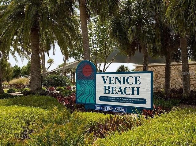 1273 BERKSHIRE CIRCLE, Venice, FL 34292