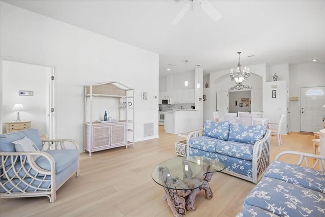 1273 BERKSHIRE CIRCLE, Venice, FL 34292