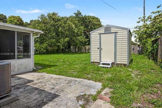 2000 N 58th Ave, Hollywood, FL 33021