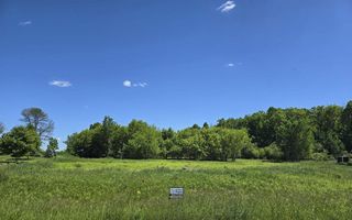 LAWLER COURT, Hortonville, WI 54944