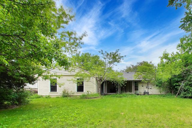 619 Parkside Circle, Streamwood, IL 60107