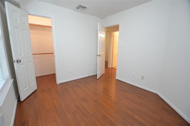 226 W Stedhill Loop, Conroe, TX 77384