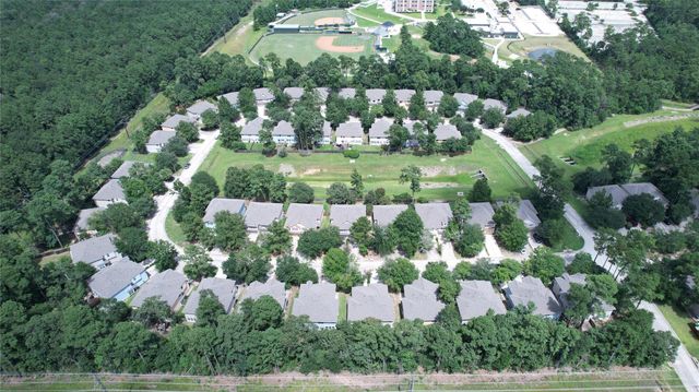 226 W Stedhill Loop, Conroe, TX 77384