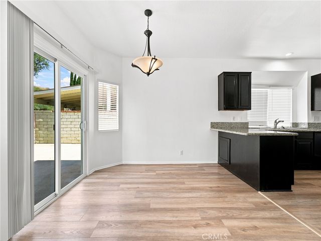 28525 Sugar Pine Way, Saugus, CA 91390