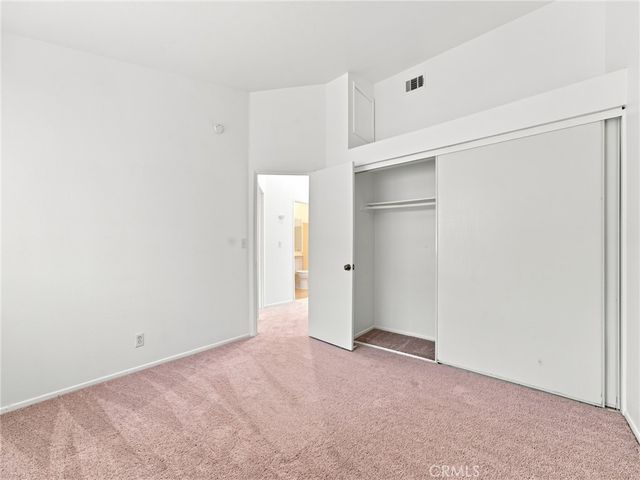 28525 Sugar Pine Way, Saugus, CA 91390