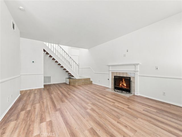 28525 Sugar Pine Way, Saugus, CA 91390